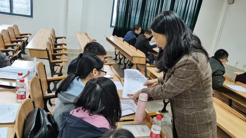 线上与线下企业内训课程，有何区别？**